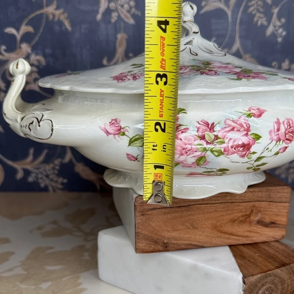 Antique Johnson Brothers England Oval Covered Floral Dish Gold Trim